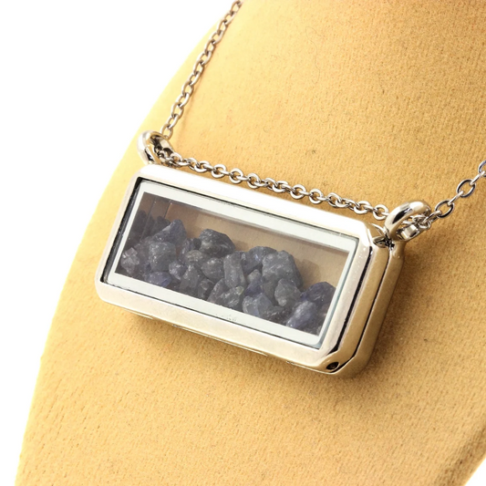 Collier Saphir brut modèle rectangle