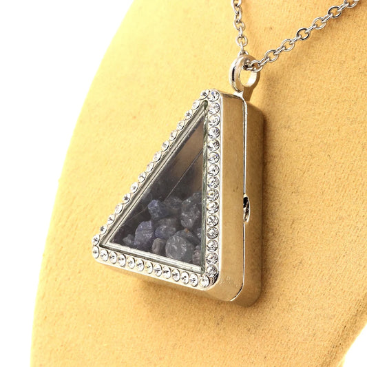 Collier Saphir brut modèle triangle
