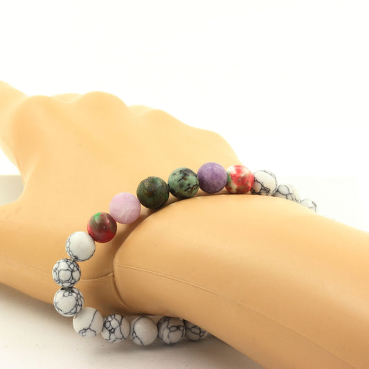 Turquoise Africaine + Mica violet mat + Jaspe vert rouge + Howlite. Bracelet Perles naturelles