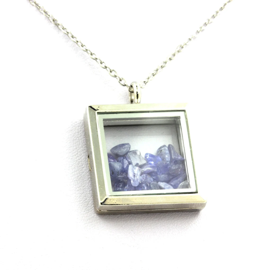 Collier Tanzanite naturels modèle carré