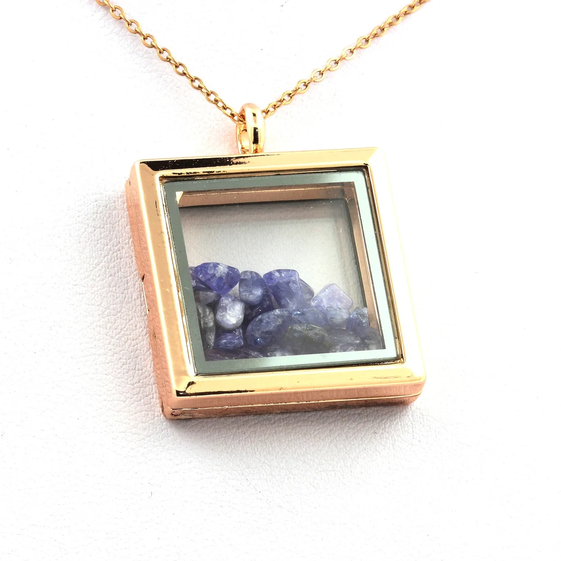 Collier Tanzanite naturels modèle carré
