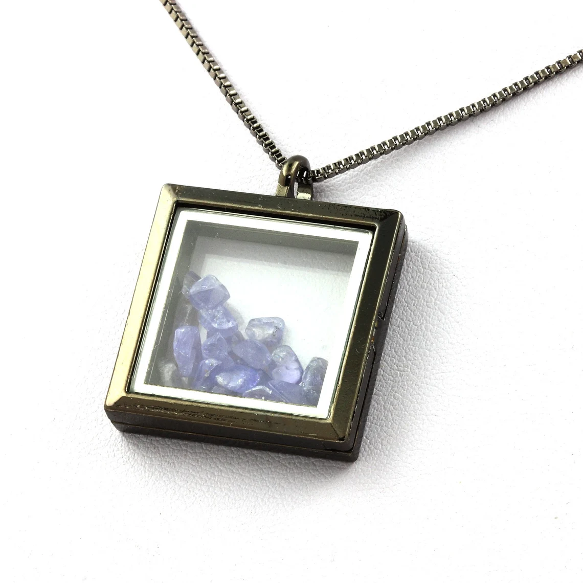 Collier Tanzanite naturels modèle carré