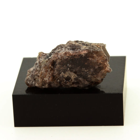 Axinite. 26.3 carats. Chamrousse, Belledonne, Isère, France