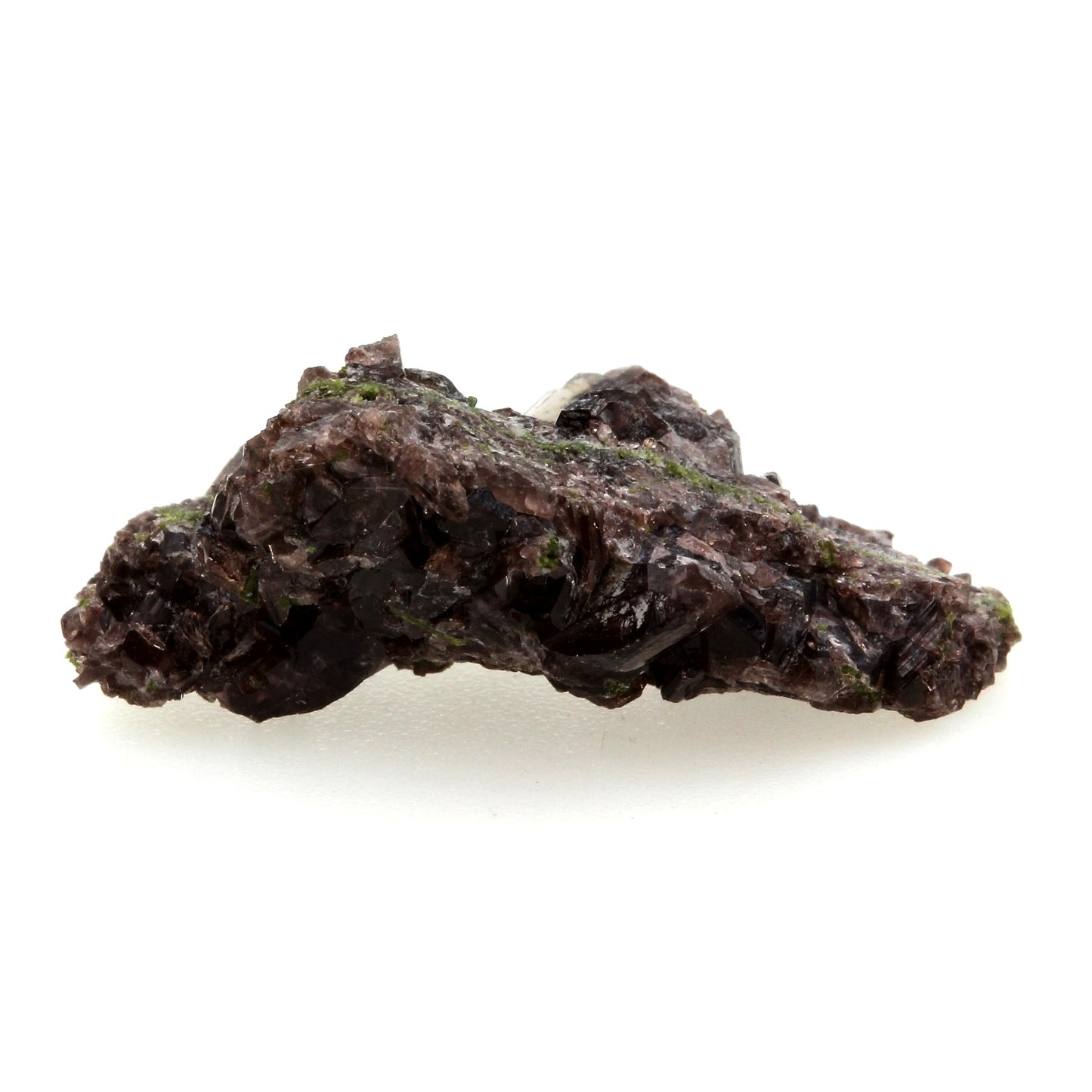 Axinite. 16.2 carats. La Morte, Massif du Taillefer, Oisans, Isère, France