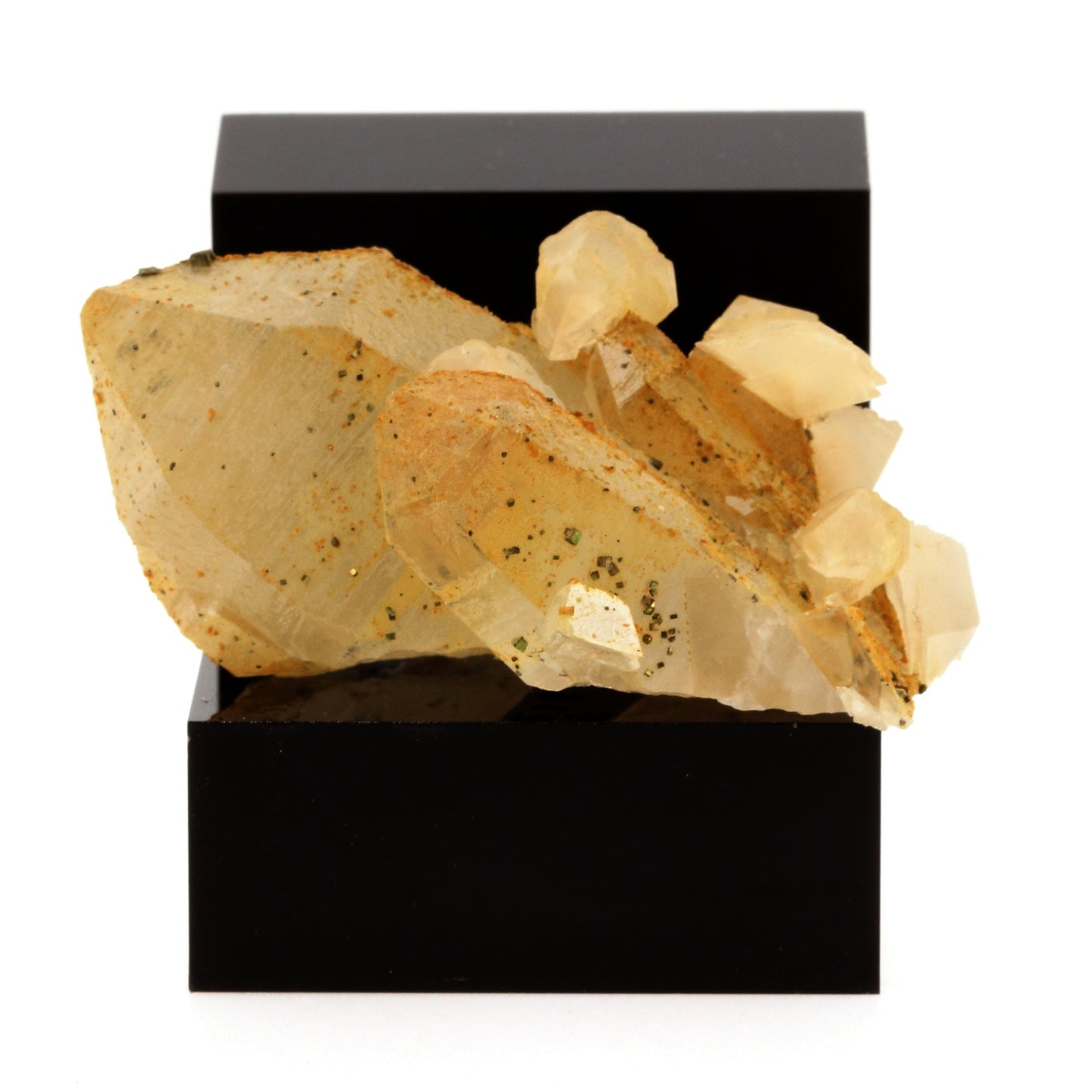 Quartz + Calcite + Pyrite. 471.1 carats. Trepča valley, Kosovo