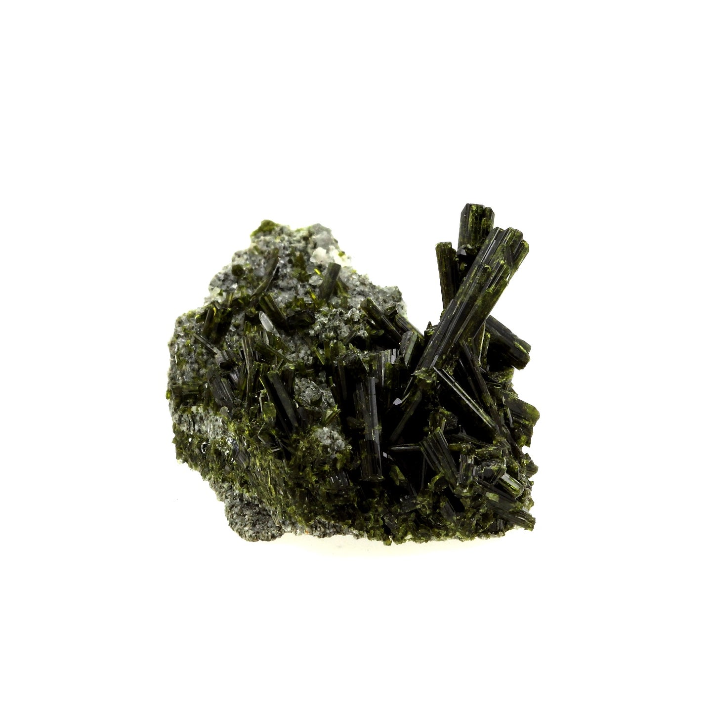 Epidote. 151.1 carats. Cornillon, Bourg d'Oisans, Isère, France