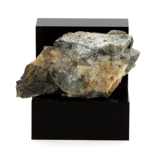 Calcite. 295.1 carats. Villefranche-sur-Saône, Rhône, France