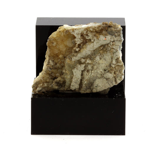 Calcite. 176.3 carats. Villefranche-sur-Saône, Rhône, France