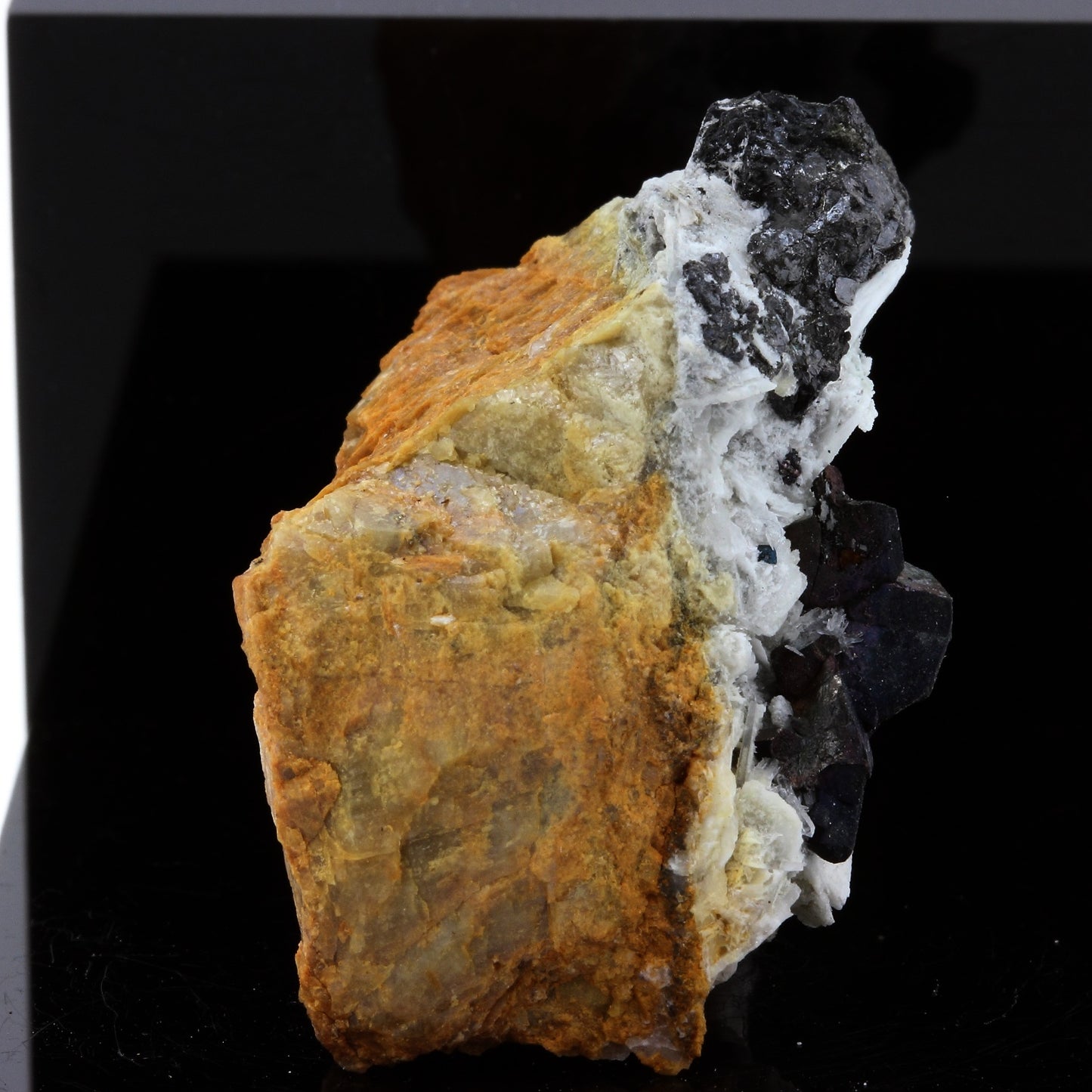 Bournonite, Baryte, Siderite, Quartz. 183.2 carats. Mésage Mine, Vizille, France