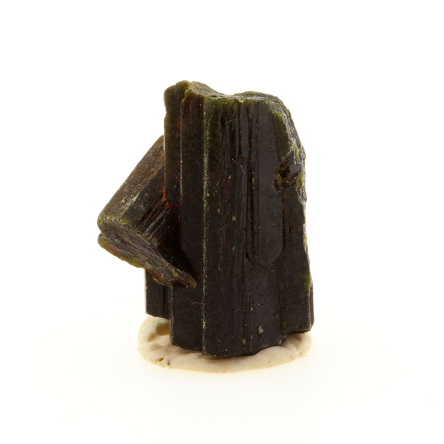 Epidote. 14.01 carats. Miarirano, Vakinankaratra Region, Madagascar