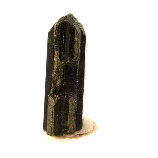 Epidote. 5.42 carats. Miarirano, Vakinankaratra Region, Madagascar