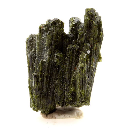 Epidote. 41.04 carats. Cornillon, Bourg d'Oisans, Isère, France