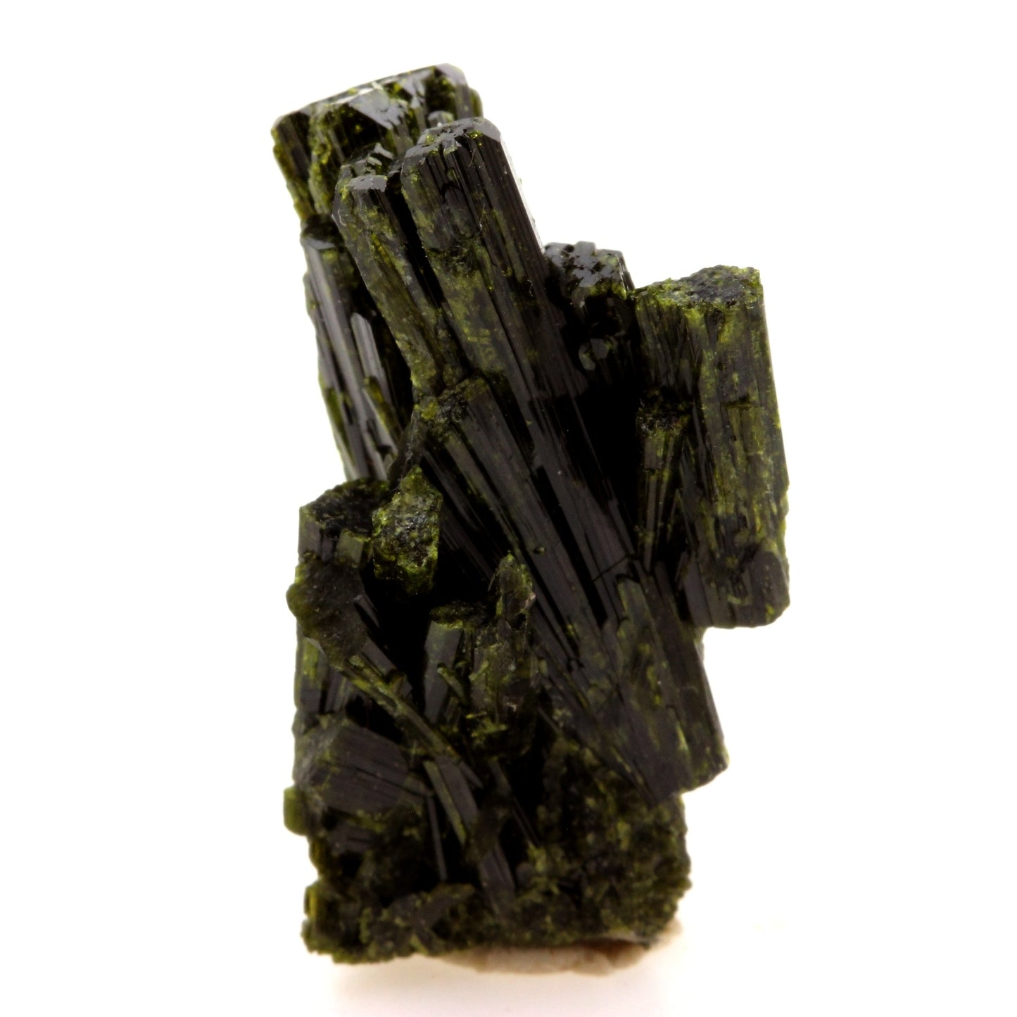 Epidote. 61.05 carats. Cornillon, Bourg d'Oisans, Isère, France