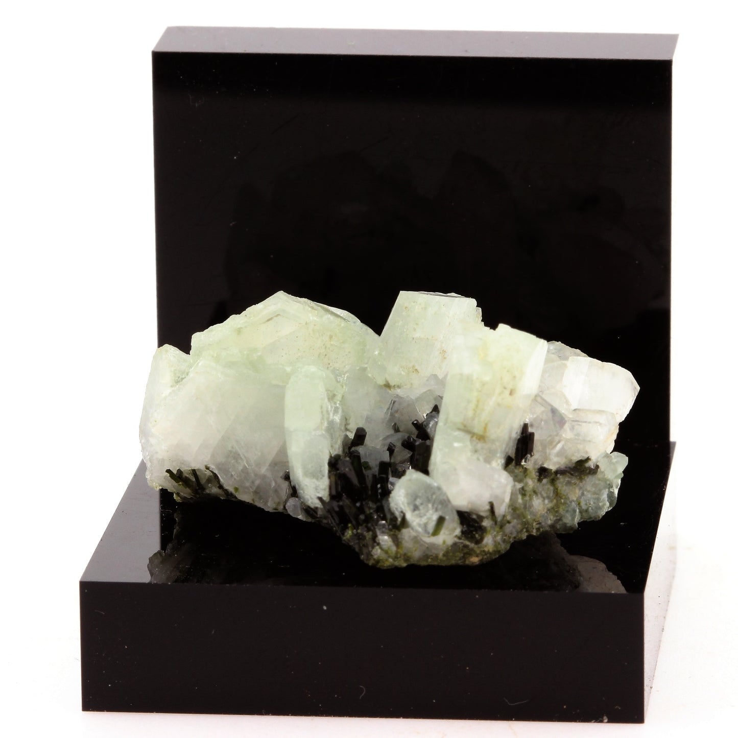 Albite + Epidote, 81.98 carats, Saint-Véran, Hautes-Alpes, Provence-Alpes-Côte d'Azur, France