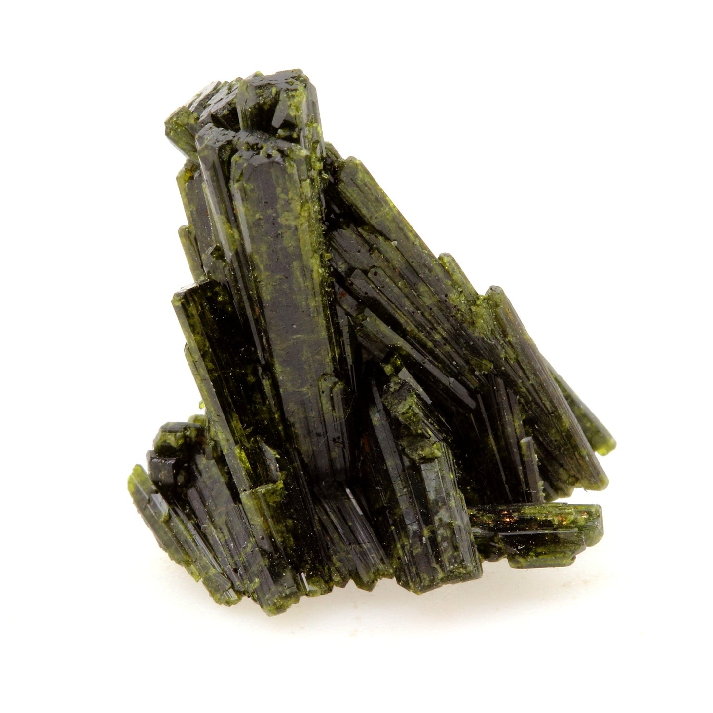 Epidote. 23.89 carats. Cornillon, Bourg d'Oisans, Isère, France