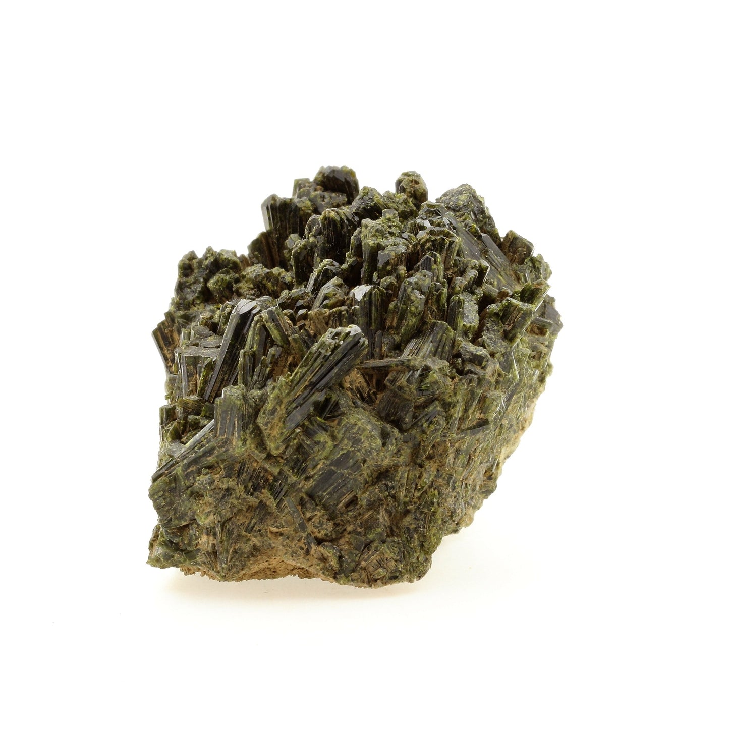 Epidote. 1425.7 carats. Cornillon, Bourg d'Oisans, Isère, France