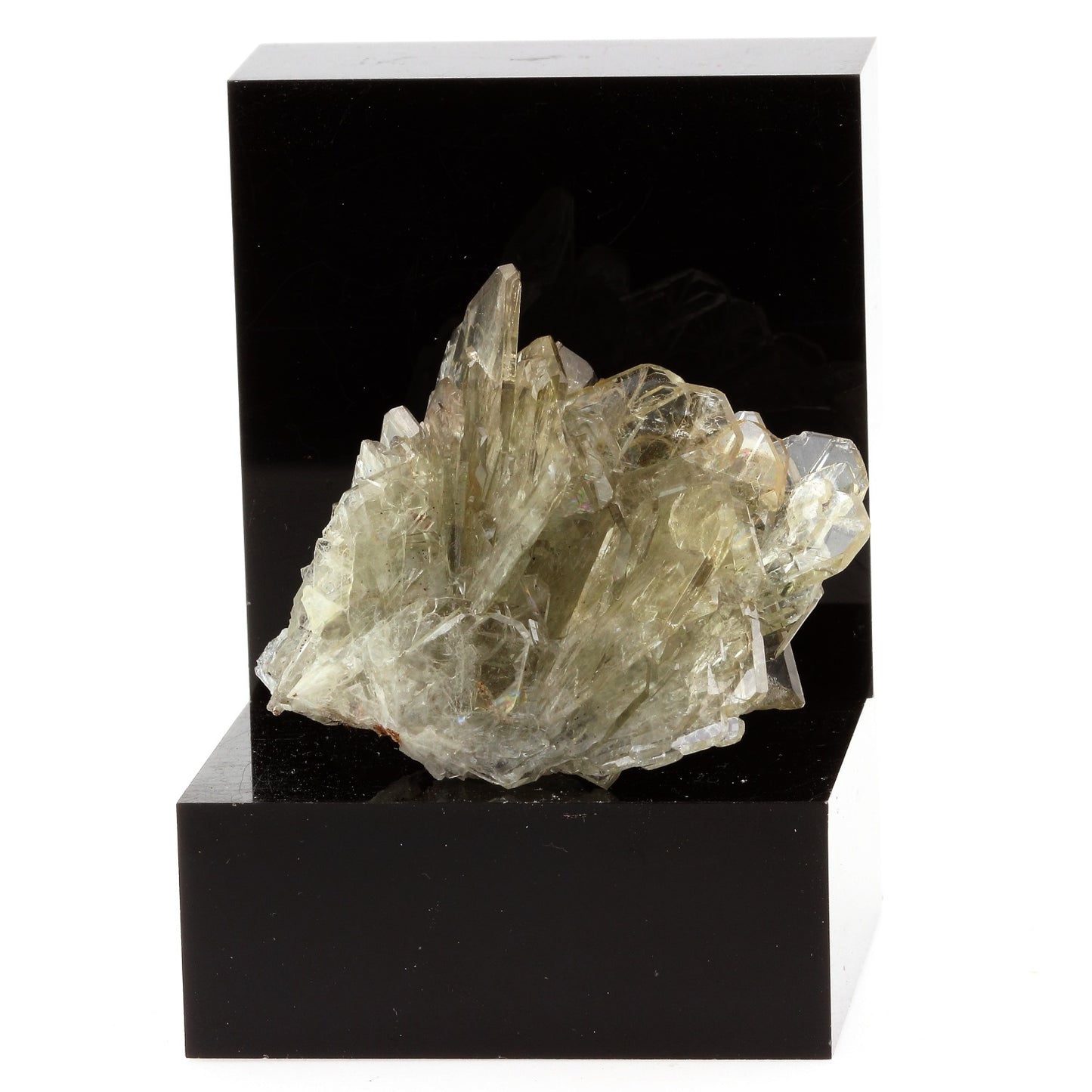 Baryte. 233.4 carats. Cerro Warihuyn, Miraflores, Pérou