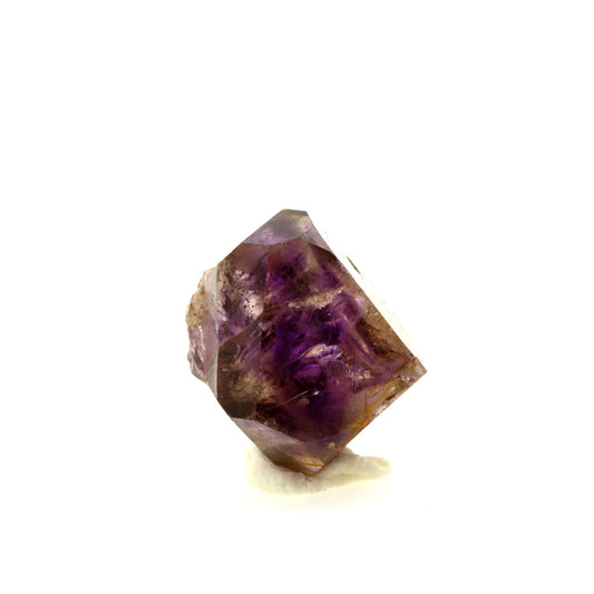 Quartz Améthyste. 16.9 carats. Ambohimasina, Betafo District, Madagascar
