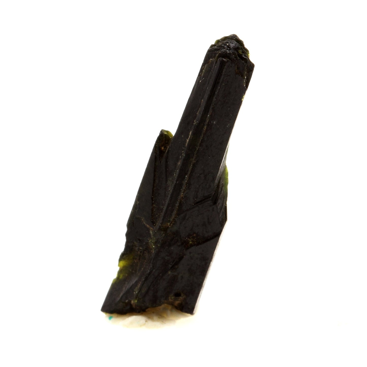 Epidote. 5.8 carats. Miarirano, Vakinankaratra Region, Madagascar