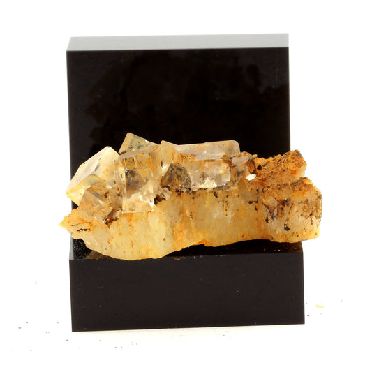 Fluorite + Quartz. 67.1 carats. Langeac, Haute-Loire, France