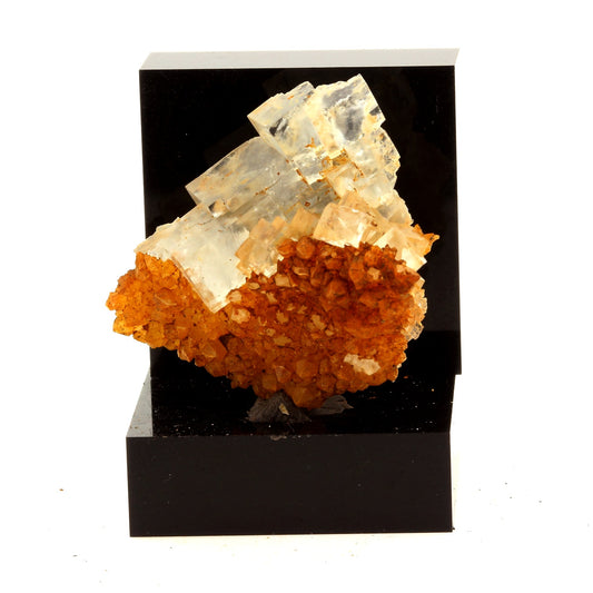 Fluorite + Quartz. 51.4 carats. Langeac, Haute-Loire, France
