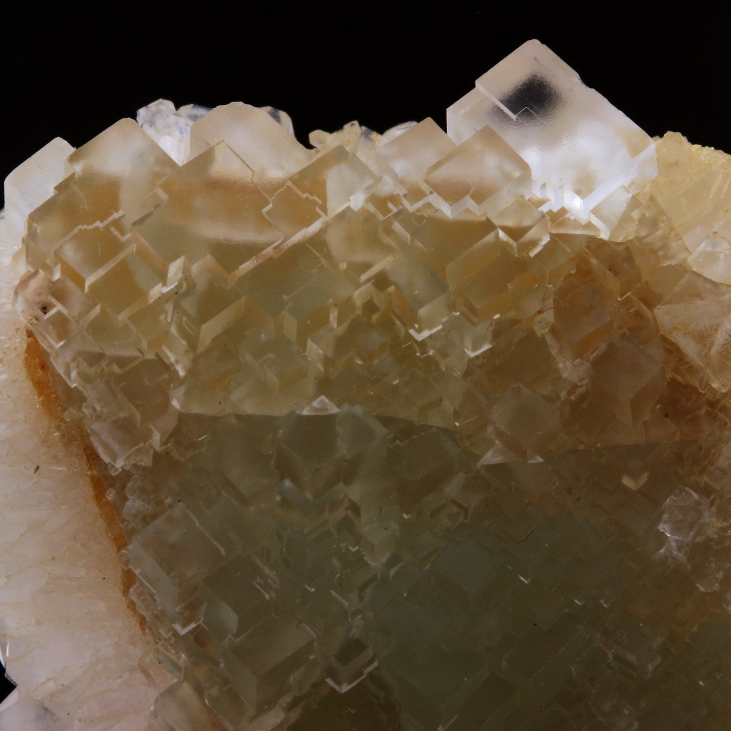 Fluorite + Quartz. 214.1 carats. Pratclaux, Langeac, Haute-Loire, France