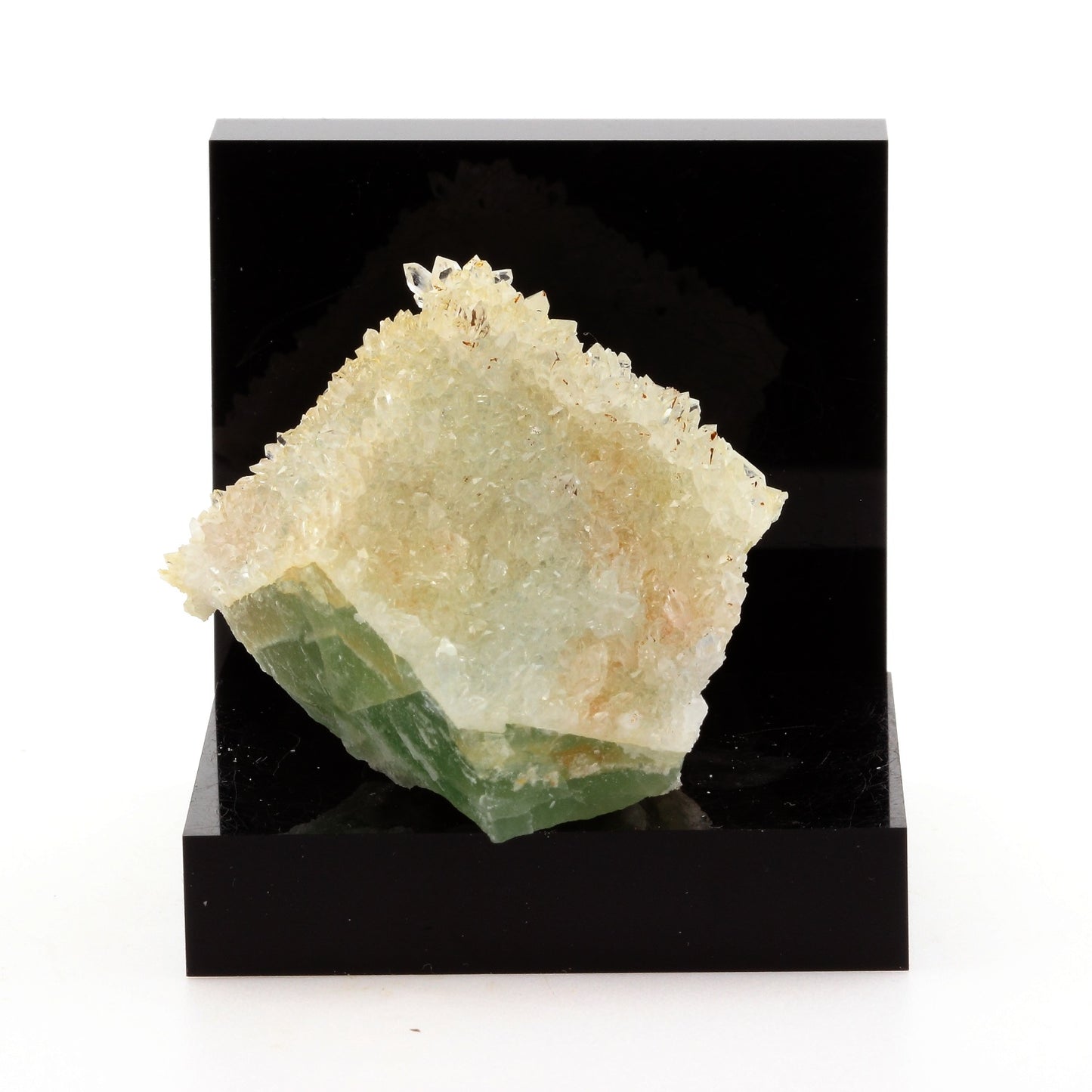 Fluorite + Quartz. 349.6 carats. Pratclaux, Langeac, Haute-Loire, France