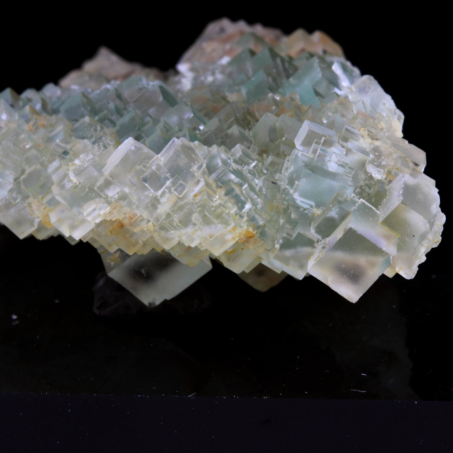 Fluorite + Quartz. 130.1 carats. Pratclaux, Langeac, Haute-Loire, France