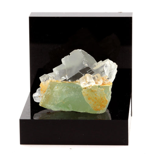 Fluorite + Quartz. 98.4 carats. Pratclaux, Langeac, Haute-Loire, France