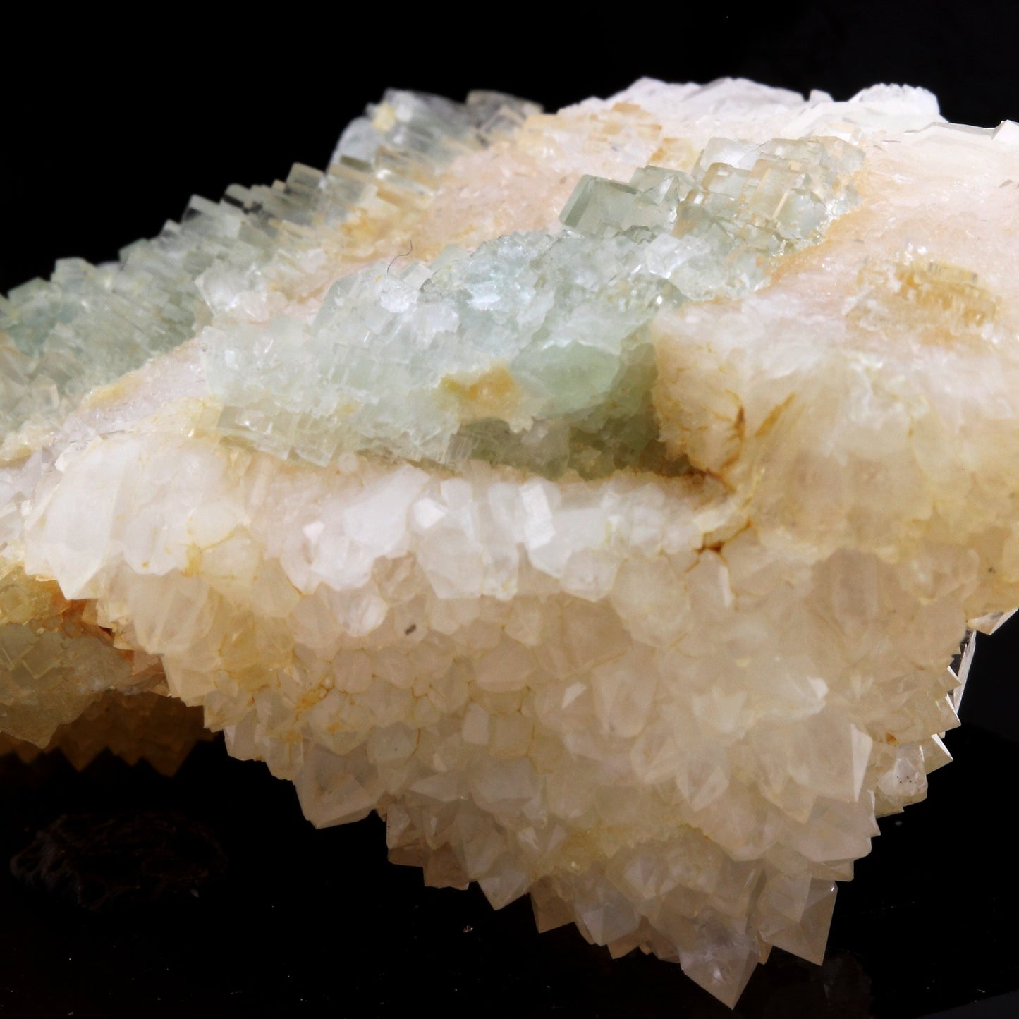 Fluorite + Quartz. 356.7 carats. Pratclaux, Langeac, Haute-Loire, France