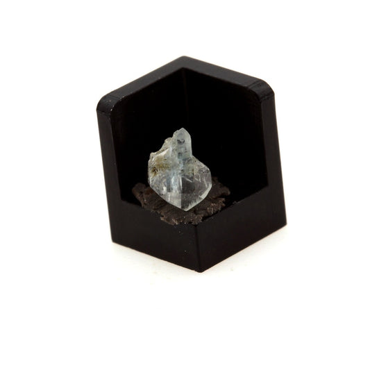 Euclase. 0.28 carat. Equador, Rio Grande do Norte, Brésil