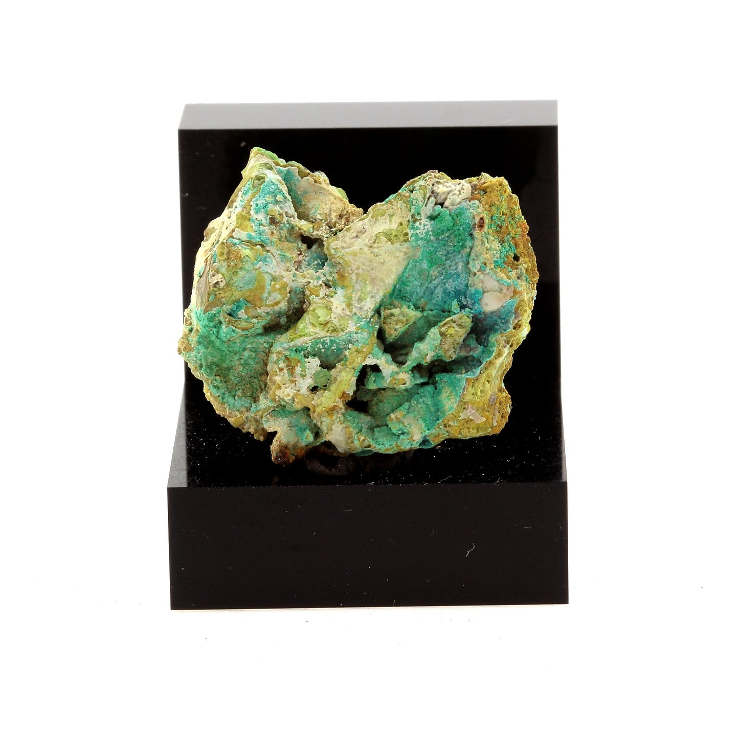 Bournonite. 53.1 carats. La Mure, Isère, France