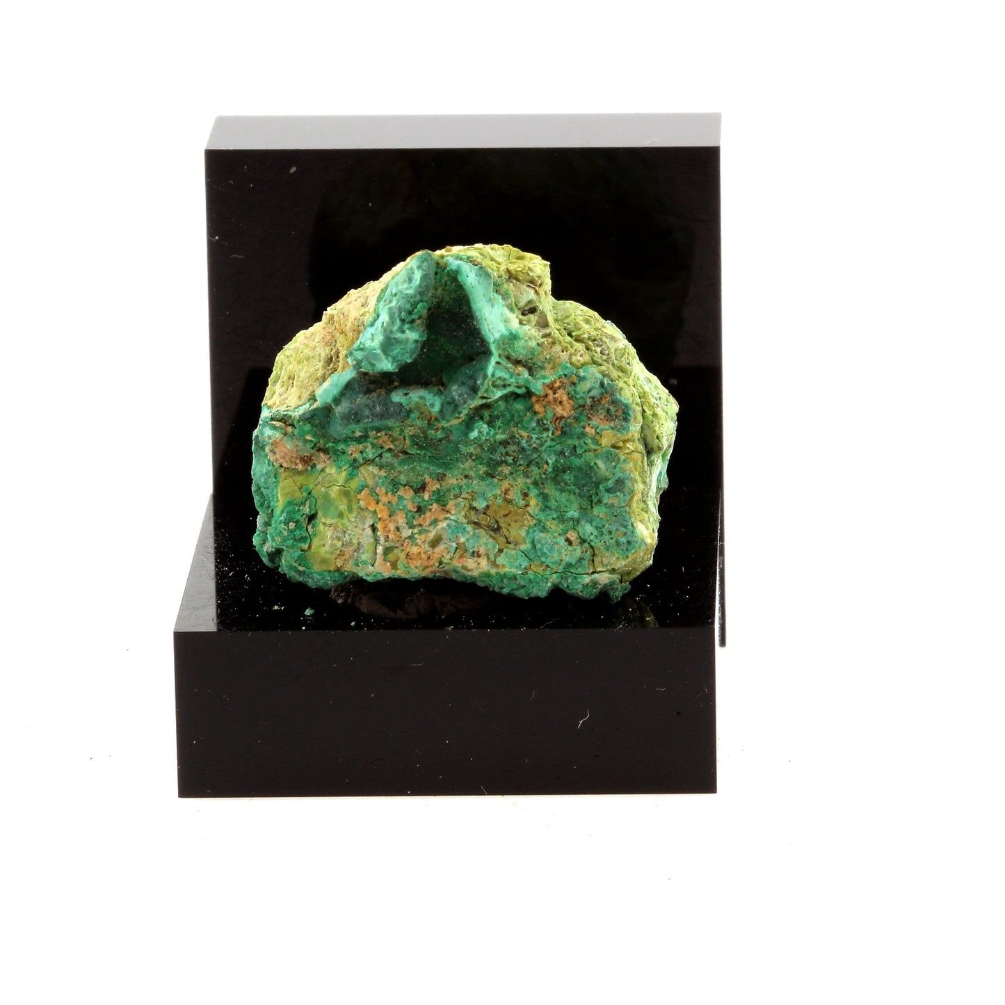 Bournonite. 66.9 carats. La Mure, Isère, France