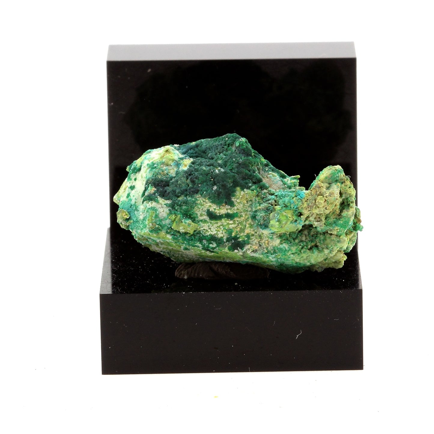 Bournonite. 57.9 carats. La Mure, Isère, France