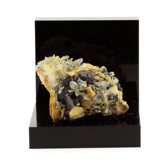 Siderite, Quartz, Bournonite, Pyrite. 208.9 carats. Mésage Mine, Vizille, France