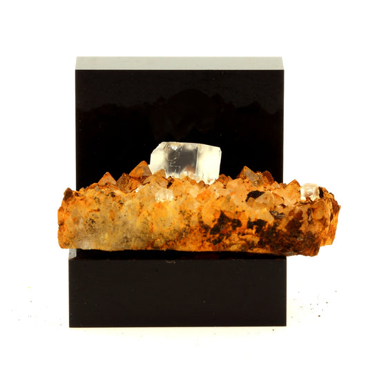 Fluorite + Quartz. 58.9 carats. Langeac, Haute-Loire, France