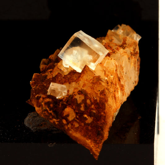 Fluorite + Quartz. 42.1 carats. Langeac, Haute-Loire, France