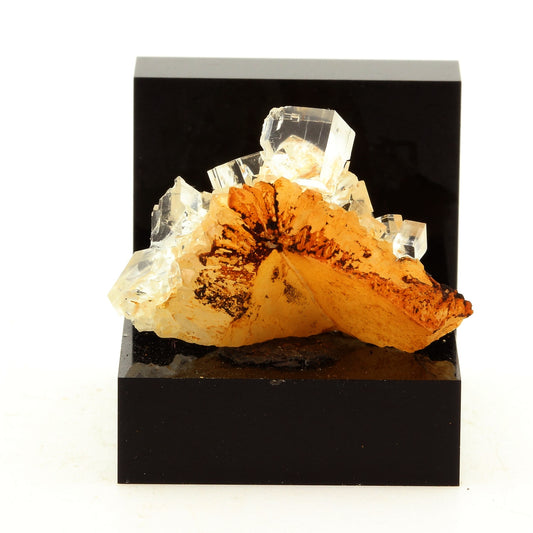 Fluorite + Quartz. 54.8 carats. Langeac, Haute-Loire, France