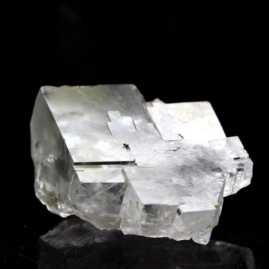 Fluorite. 124.5 carats. Pratclaux, Langeac, Haute-Loire, France