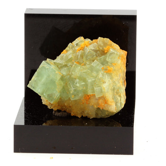 Fluorite + Quartz. 99.6 carats. Pratclaux, Langeac, Haute-Loire, France