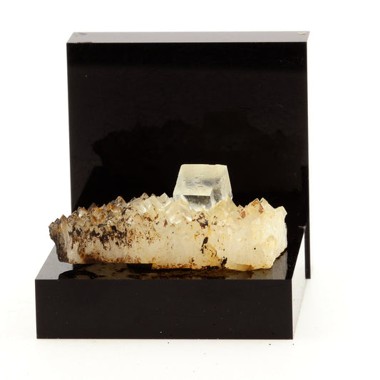 Fluorite + Quartz. 55.1 carats. Langeac, Haute-Loire, France