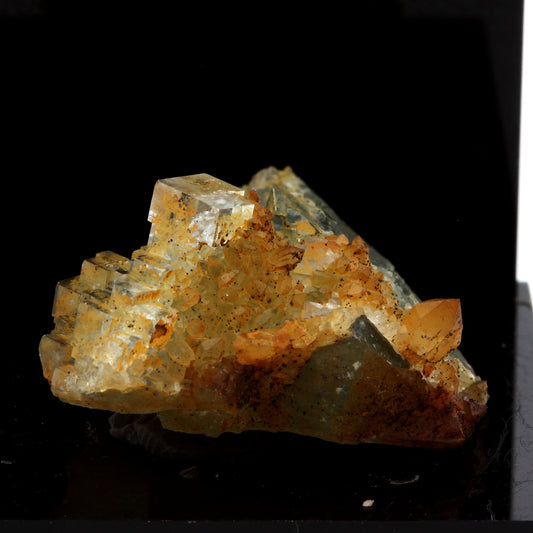 Fluorite + Quartz. 58.1 carats. Langeac, Haute-Loire, France