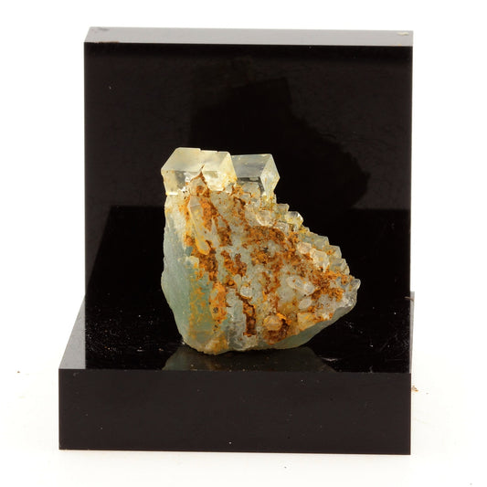Fluorite + Quartz. 48.4 carats. Langeac, Haute-Loire, France