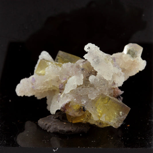 Fluorite. 20.8 carats. Vensat, Aigueperse, Puy-de-Dôme, France