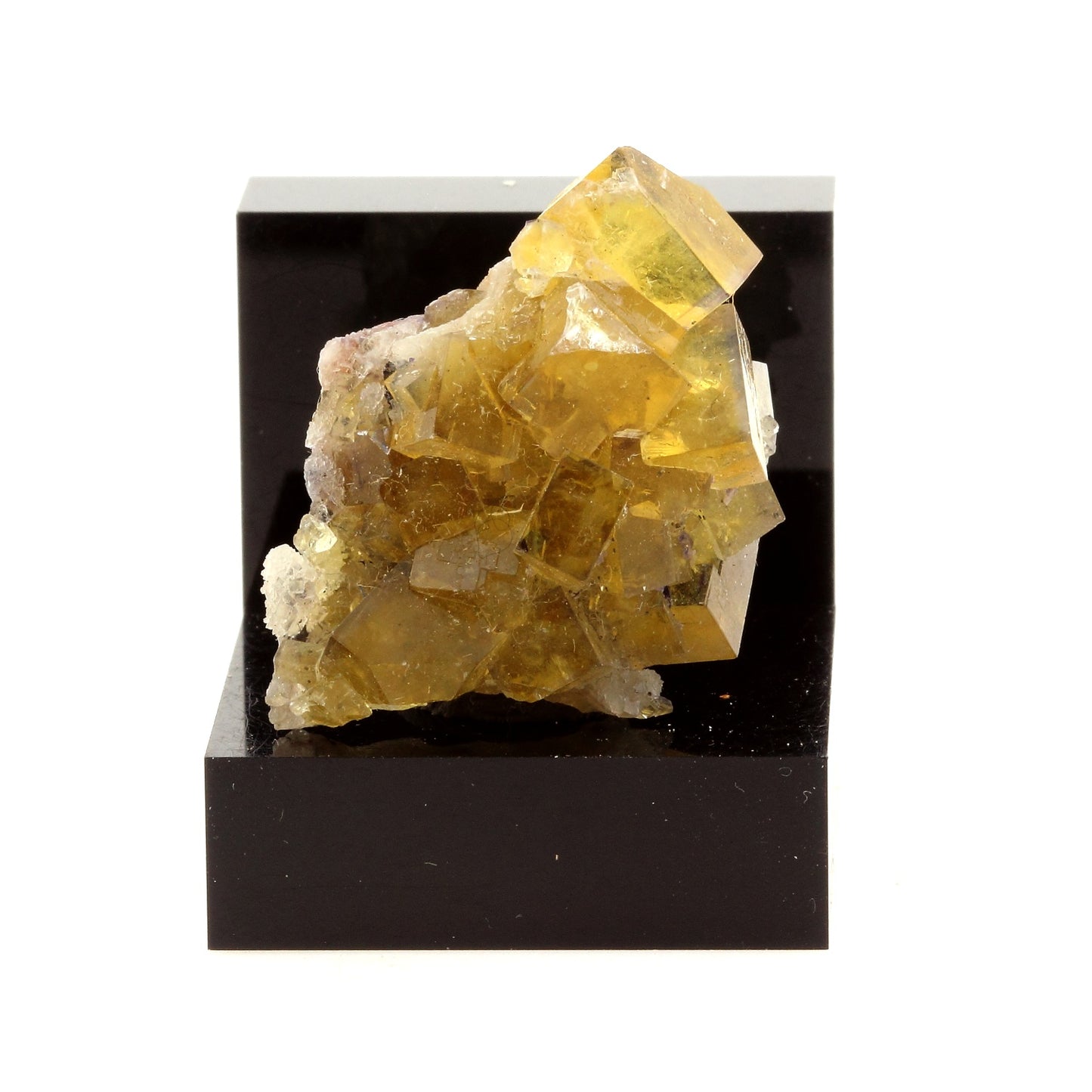 Fluorite. 61.7 carats. Vensat, Aigueperse, Puy-de-Dôme, France