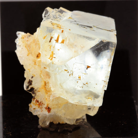 Fluorite. 69.3 carats. Langeac, Haute-Loire, France