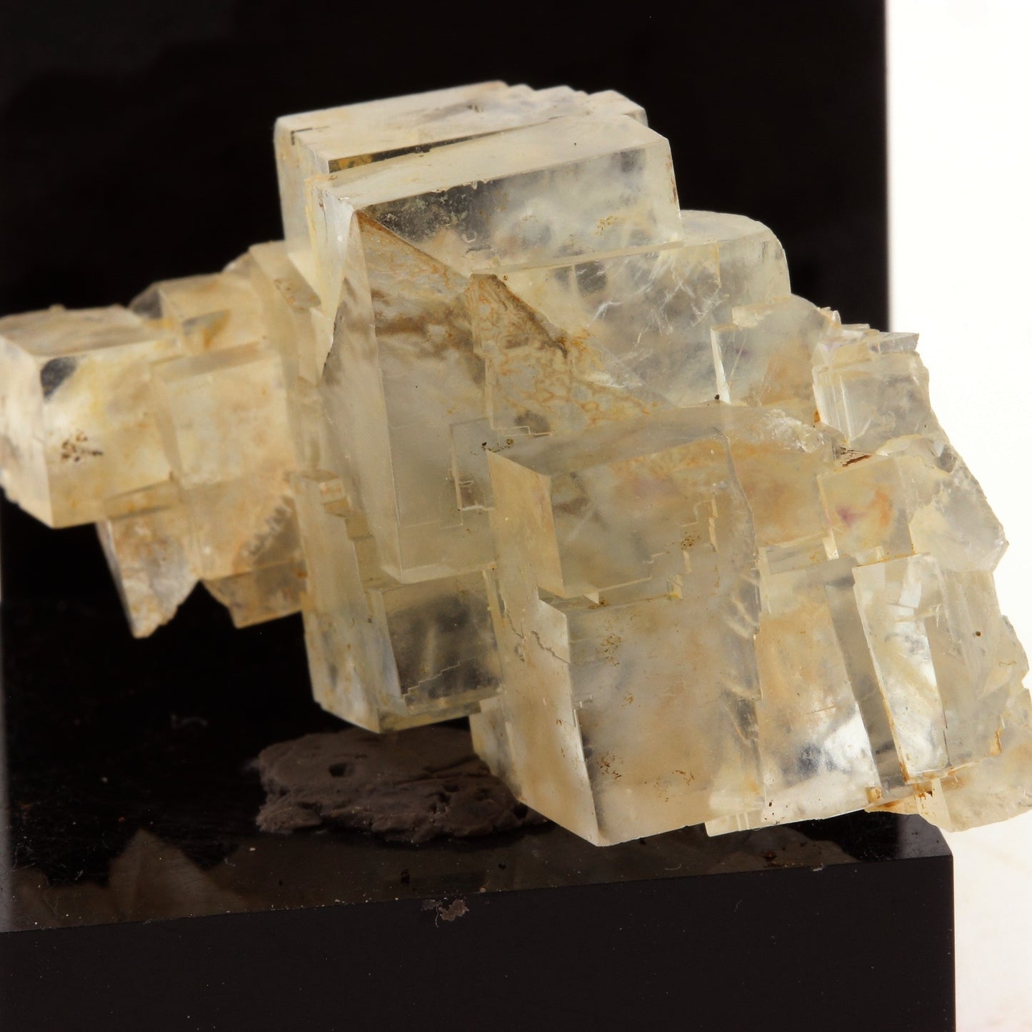Fluorite. 60.6 carats. Langeac, Haute-Loire, France