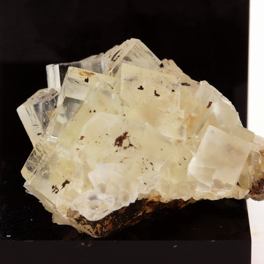Fluorite + Quartz. 85.9 carats. Langeac, Haute-Loire, France