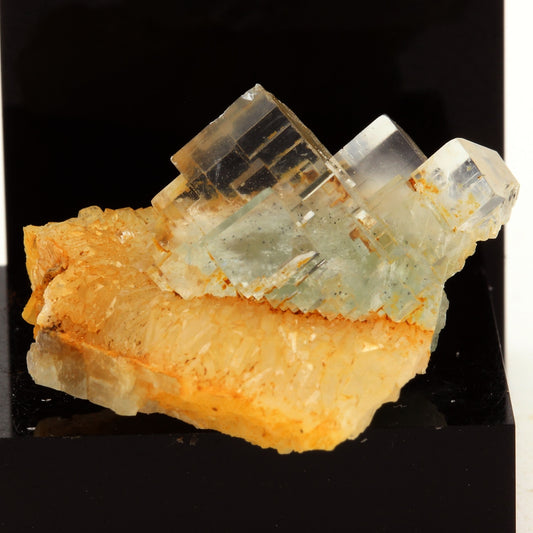 Fluorite + Quartz. 45.7 carats. Langeac, Haute-Loire, France