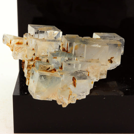 Fluorite. 38.8 carats. Langeac, Haute-Loire, France